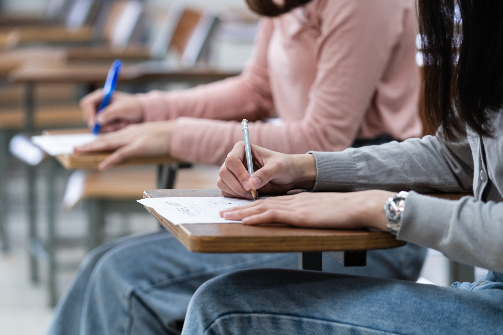 Cambridge Exam or IELTS – Which One Should You Choose?
